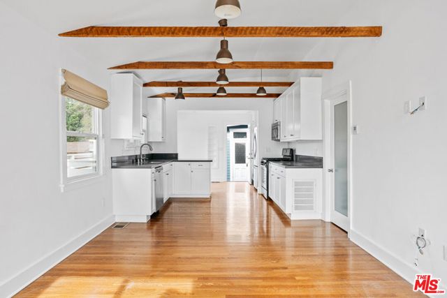 6217 Poppy Peak Drive, Los Angeles, CA 90042