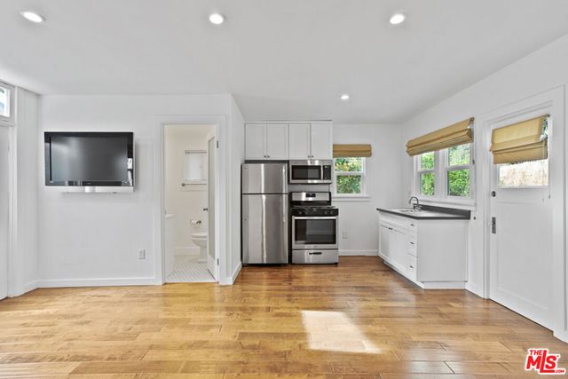 6217 Poppy Peak Drive, Los Angeles, CA 90042