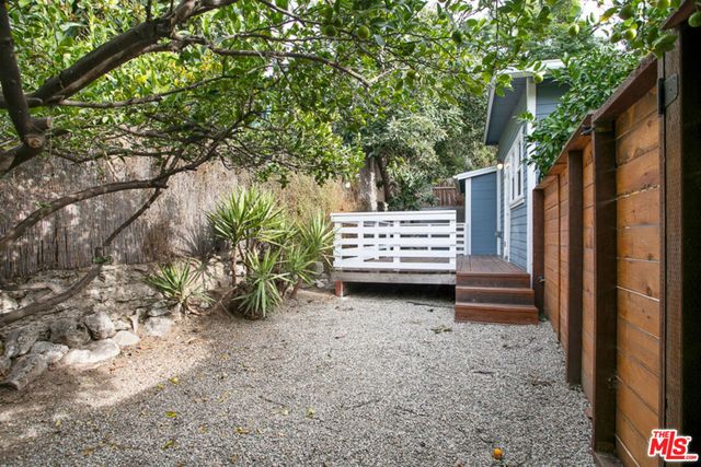 6217 Poppy Peak Drive, Los Angeles, CA 90042