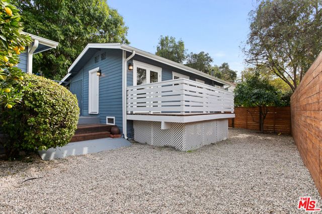 6217 Poppy Peak Drive, Los Angeles, CA 90042