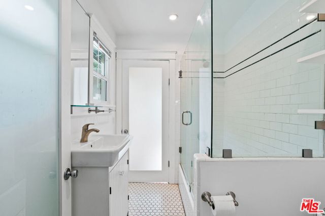 6217 Poppy Peak Drive, Los Angeles, CA 90042