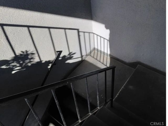 2710 Queen, Los Angeles, CA 90039