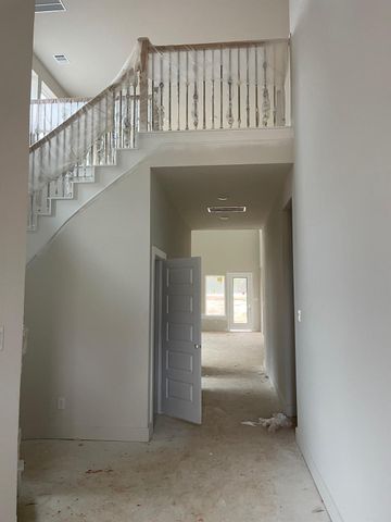 6921 Nubuck Drive, Montgomery, TX 77316