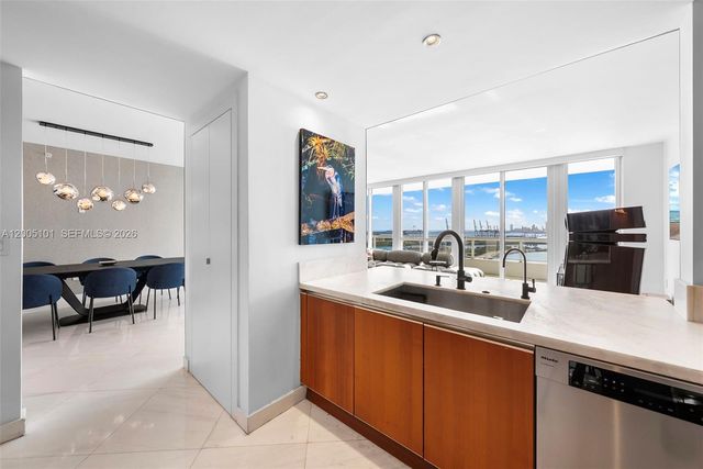 520 West Ave 2202, Miami Beach, FL 33139