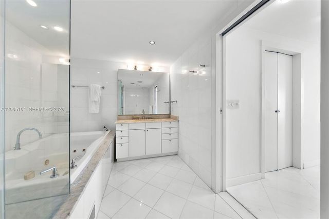 520 West Ave 2202, Miami Beach, FL 33139