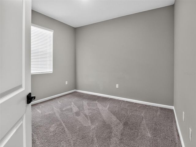 992 GRIFFON AVENUE, Lake Alfred, FL 33850