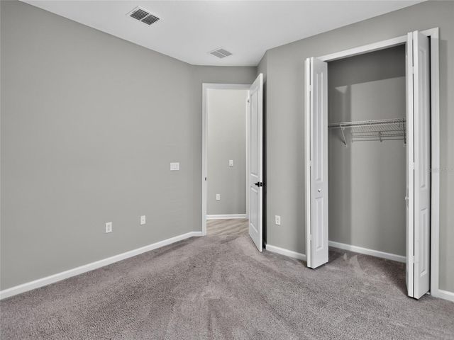 992 GRIFFON AVENUE, Lake Alfred, FL 33850