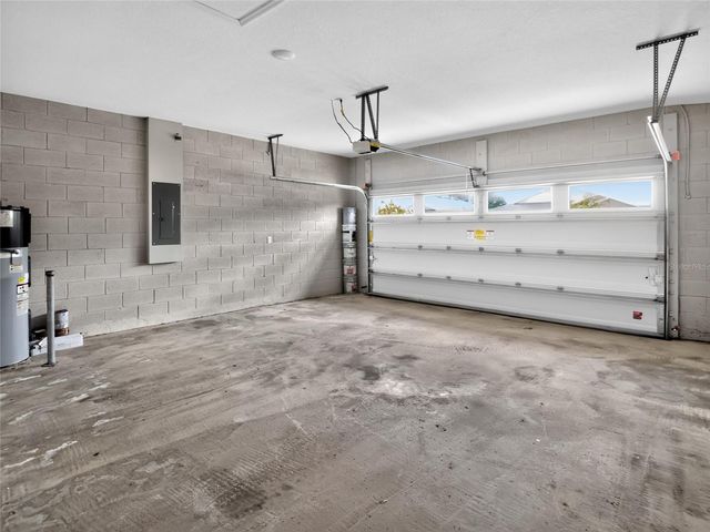 992 GRIFFON AVENUE, Lake Alfred, FL 33850