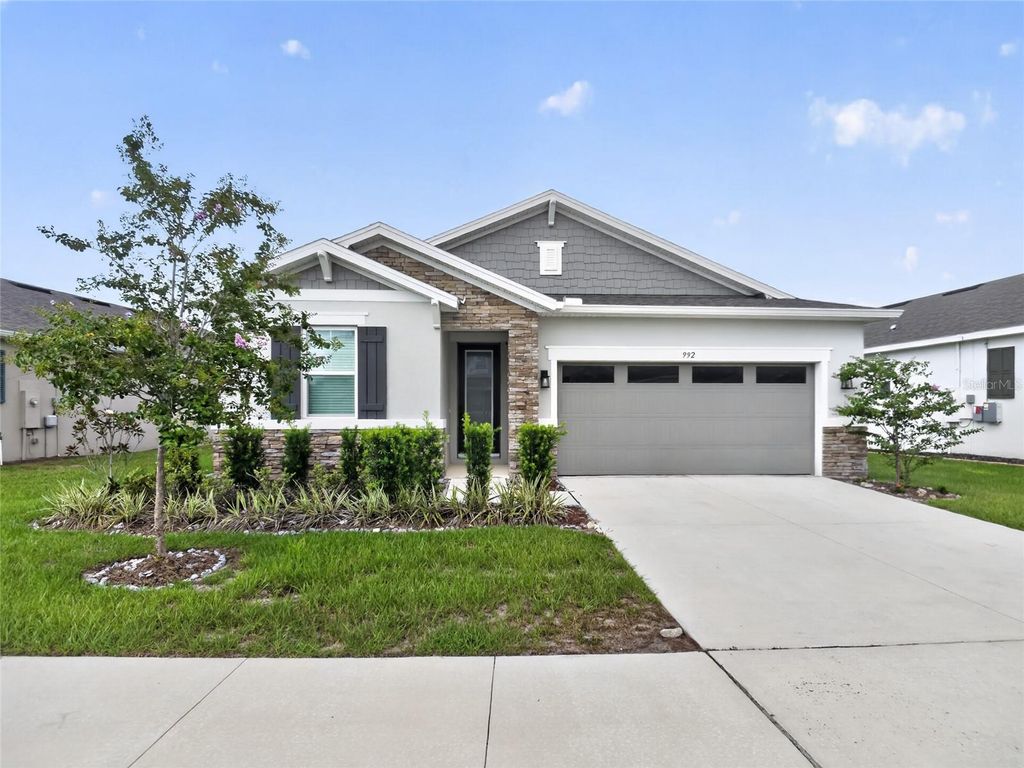 992 GRIFFON AVENUE, Lake Alfred, FL 33850