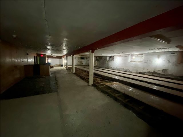 812 Concord St, Central North Side, PA 15212
