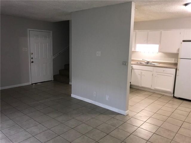 4902 West Gate BLVD 104, Austin, TX 78745