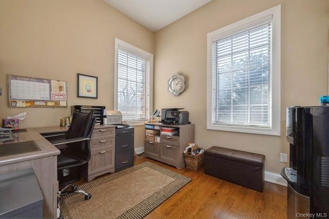 26 The Hemlocks, Roslyn Estates, NY 11576