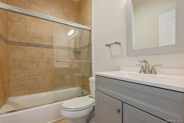 26 The Hemlocks, Roslyn Estates, NY 11576