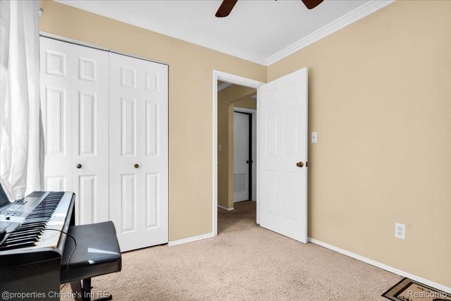 24177 Evergreen Road, Southfield, MI 48075