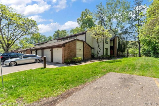 24177 Evergreen Road, Southfield, MI 48075