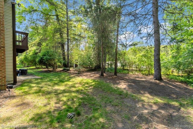 24177 Evergreen Road, Southfield, MI 48075