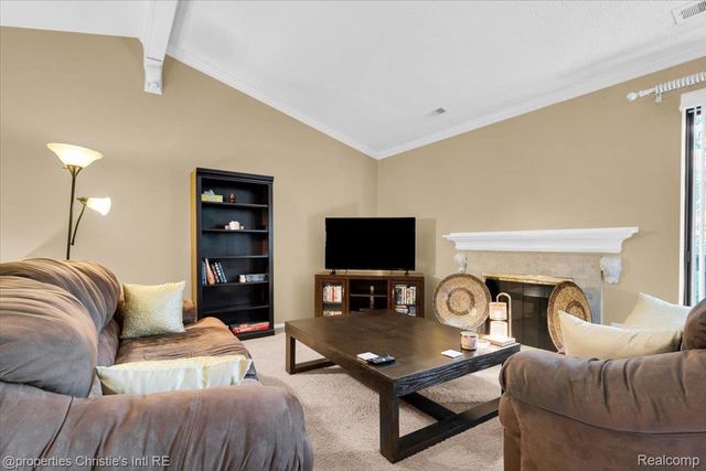 24177 Evergreen Road, Southfield, MI 48075