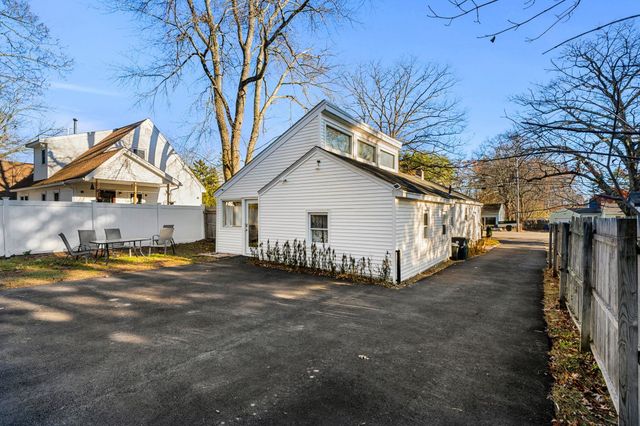 239 Broad Street, Nashua, NH 03063