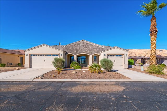 6285 S Lago Grande Drive, Fort Mohave, AZ 86426