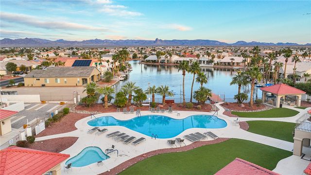 6285 S Lago Grande Drive, Fort Mohave, AZ 86426