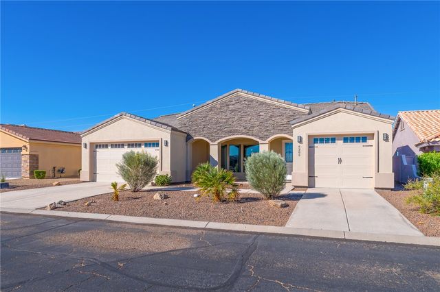 6285 S Lago Grande Drive, Fort Mohave, AZ 86426