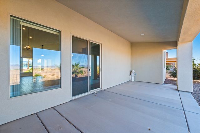 6285 S Lago Grande Drive, Fort Mohave, AZ 86426