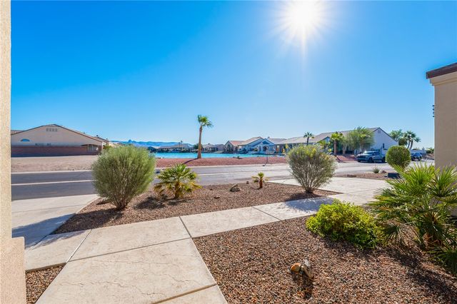6285 S Lago Grande Drive, Fort Mohave, AZ 86426
