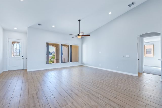 6285 S Lago Grande Drive, Fort Mohave, AZ 86426