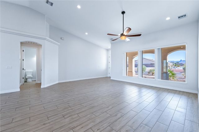 6285 S Lago Grande Drive, Fort Mohave, AZ 86426