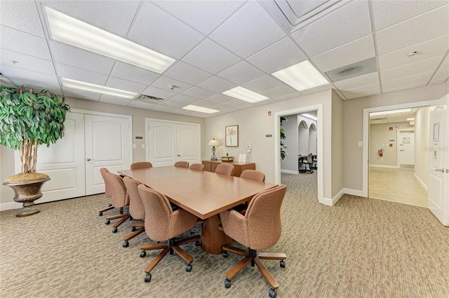 808 3RD AVENUE W 209, Bradenton, FL 34205