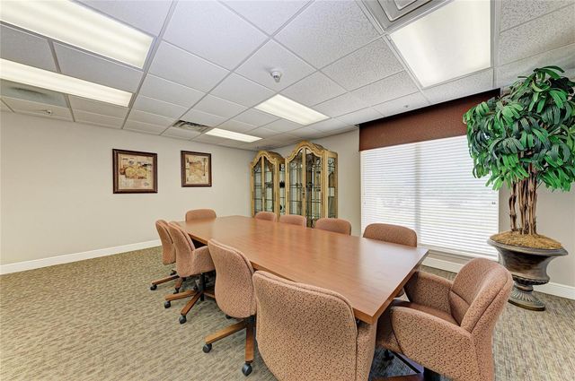 808 3RD AVENUE W 209, Bradenton, FL 34205