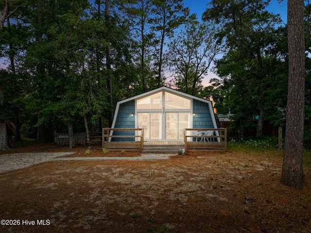 339 NE 50th Street, Oak Island, NC 28465