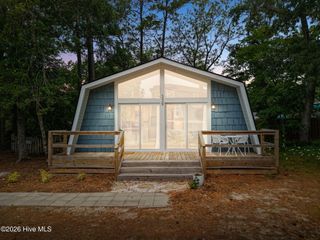 339 NE 50th Street, Oak Island, NC 28465
