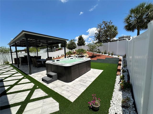 2403 BISCOTTO CIRCLE, Davenport, FL 33897