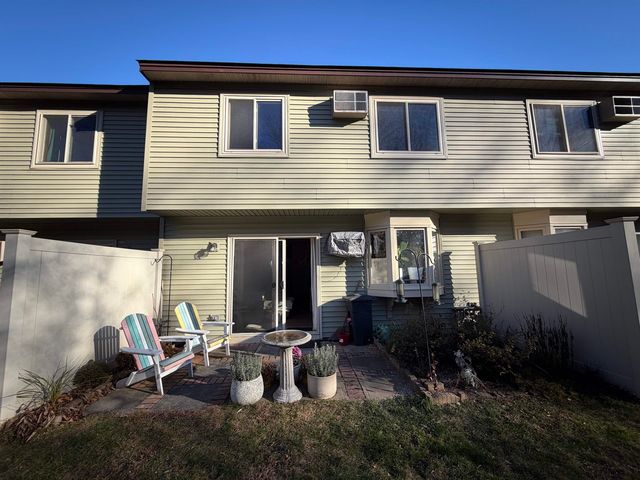 38 Tideview Drive, Dover, NH 03820