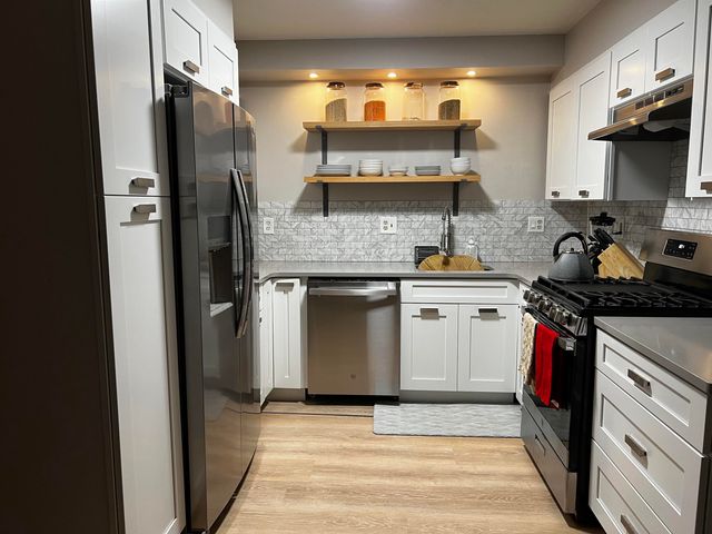 38 Tideview Drive, Dover, NH 03820