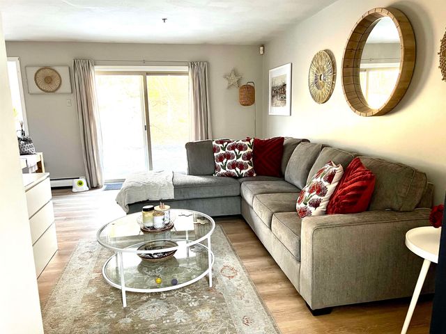 38 Tideview Drive, Dover, NH 03820