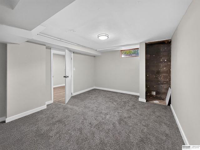 4402 N 53rd Street, Omaha, NE 68104