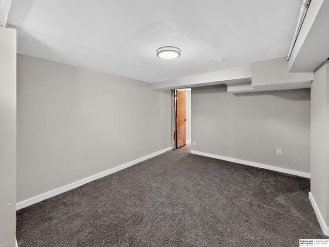 4402 N 53rd Street, Omaha, NE 68104