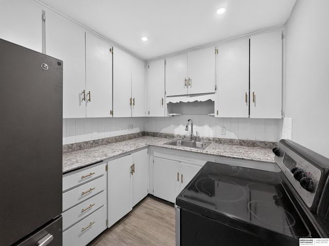 4402 N 53rd Street, Omaha, NE 68104