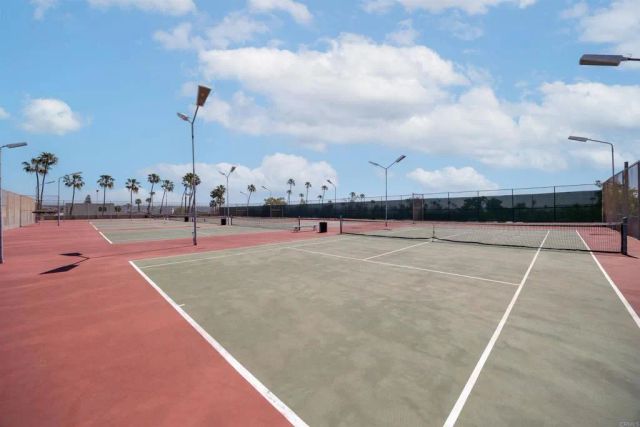 1855 Diamond Street 122, San Diego, CA 92109