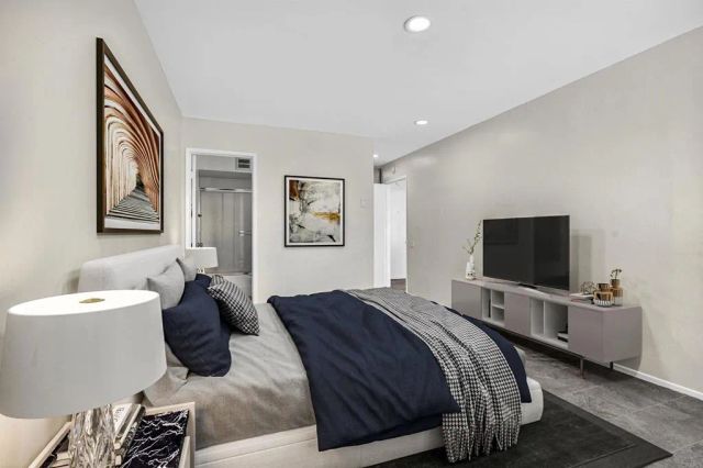 1855 Diamond Street 122, San Diego, CA 92109