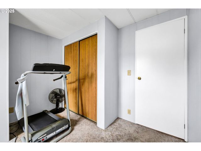 1125 58TH St 76, Springfield, OR 97478
