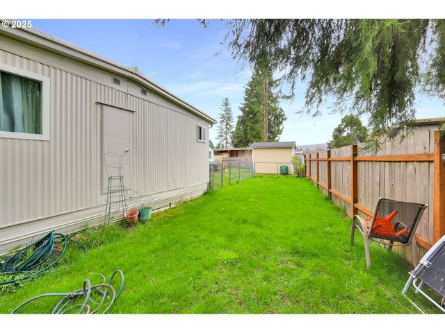 1125 58TH St 76, Springfield, OR 97478