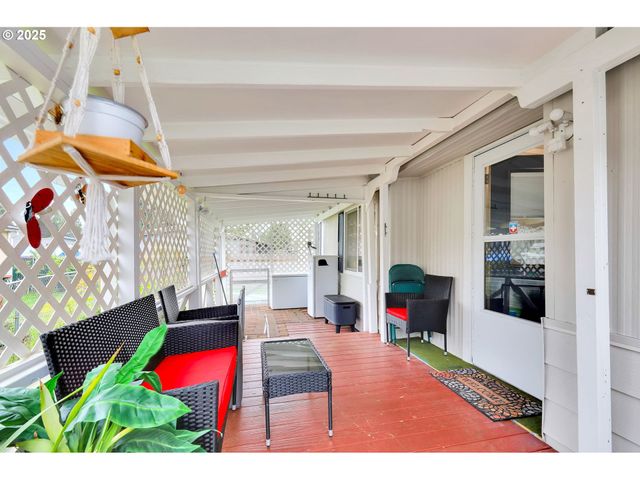 1125 58TH St 76, Springfield, OR 97478