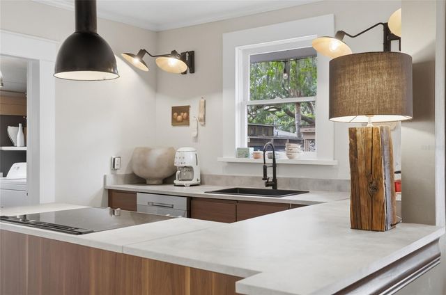 5 JAMES AVENUE, Orlando, FL 32801