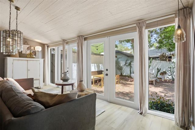 5 JAMES AVENUE, Orlando, FL 32801