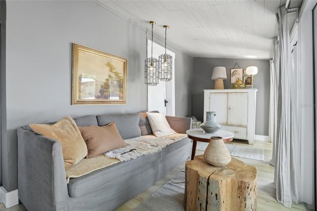 5 JAMES AVENUE, Orlando, FL 32801