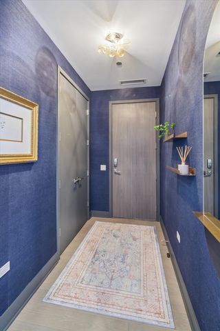 360 W Erie Street 9A, Chicago, IL 60654