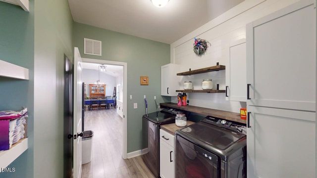 111 Fox Run Court, Benson, NC 27504